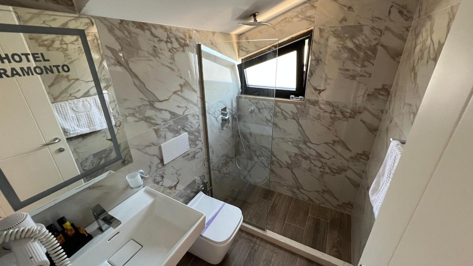Villa Tramonto Vlore Radhime Luaran gambar
