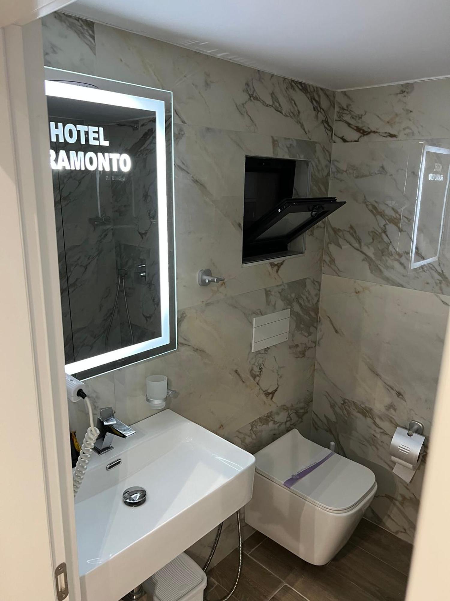 Villa Tramonto Vlore Radhime Luaran gambar