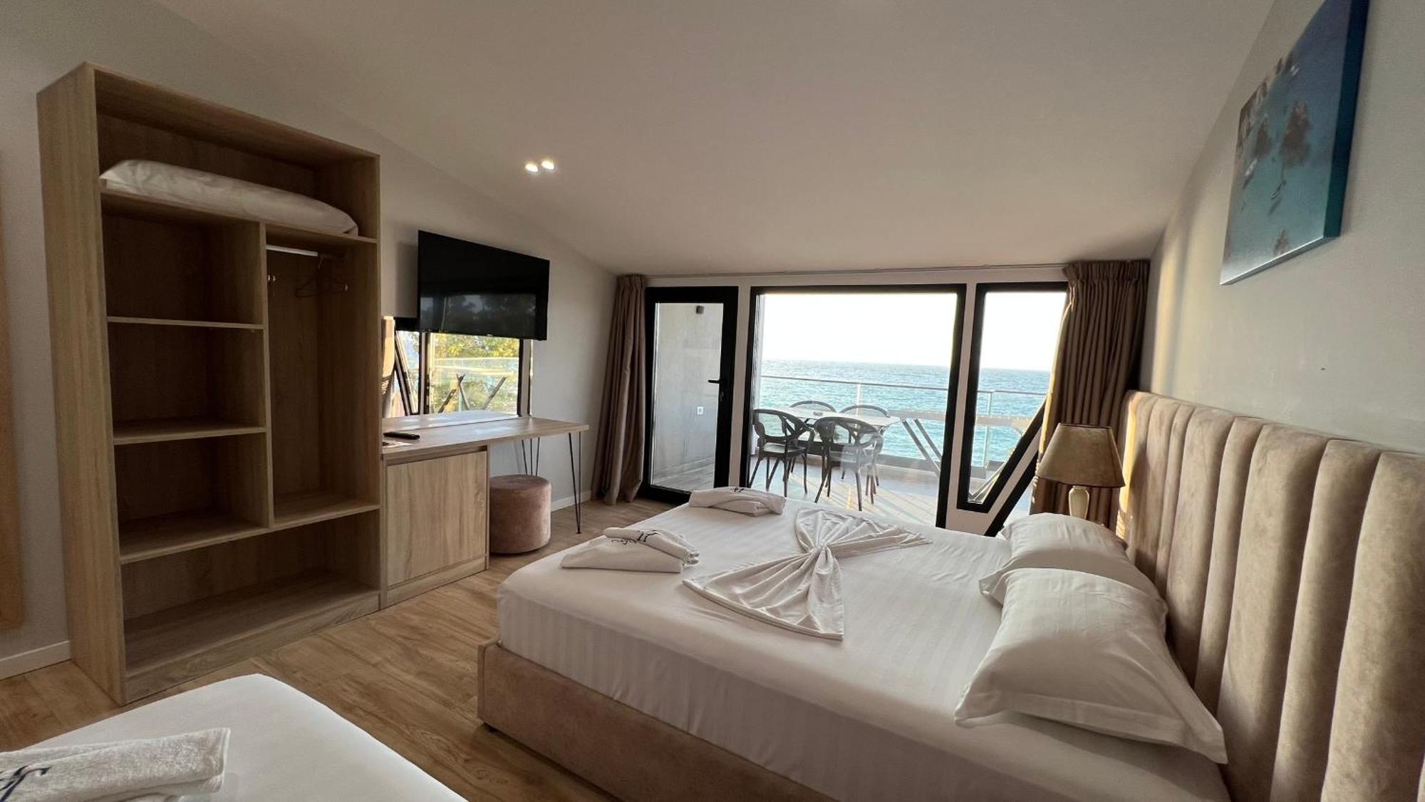 Villa Tramonto Vlore Radhime Luaran gambar