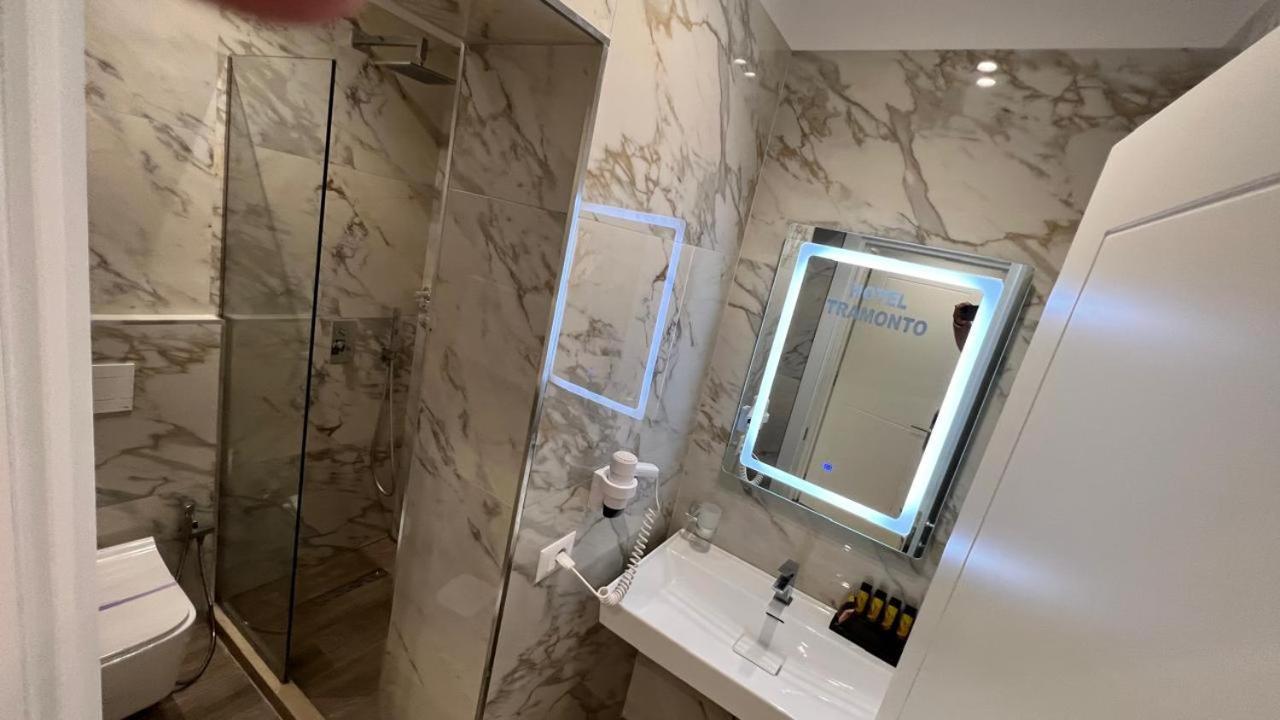Villa Tramonto Vlore Radhime Luaran gambar